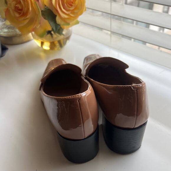 L. Paolo Tan Patent Leather Block Heel Loafers - Size 8.5 - Picture 3 of 6